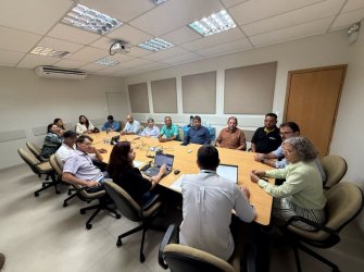 reuniao_na_energisa_com_vereadores_e_prefeita_girleide_rovari